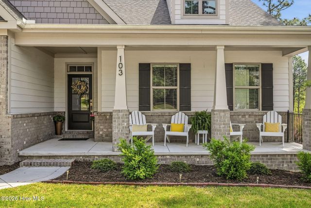 103 Rector Drive, West End, NC 27376