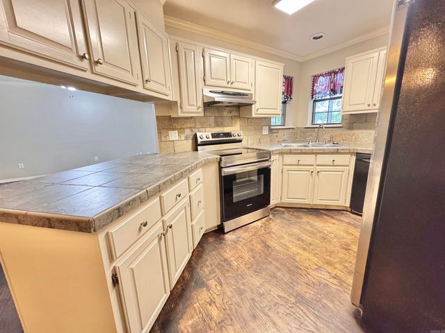 44 Bent Tree Drive, Cabot, AR 72023
