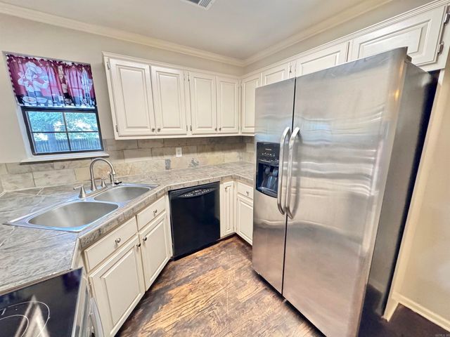 44 Bent Tree Drive, Cabot, AR 72023