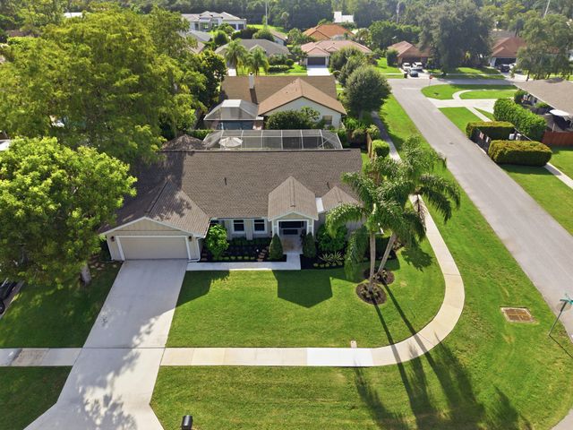805 Daffodil Drive, Wellington, FL 33414
