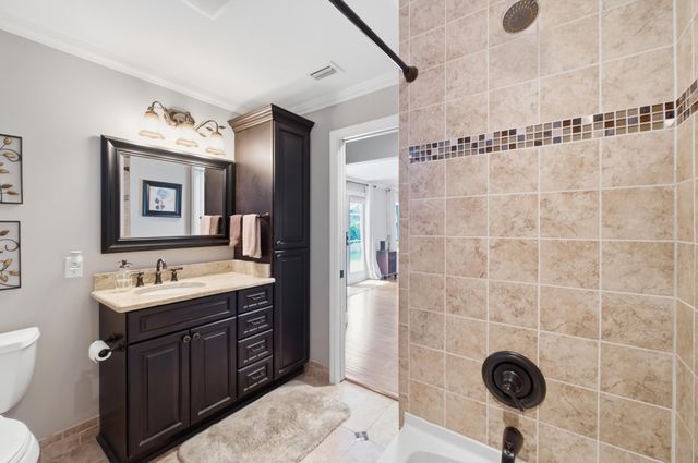 805 Daffodil Drive, Wellington, FL 33414