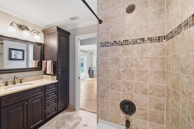 805 Daffodil Drive, Wellington, FL 33414