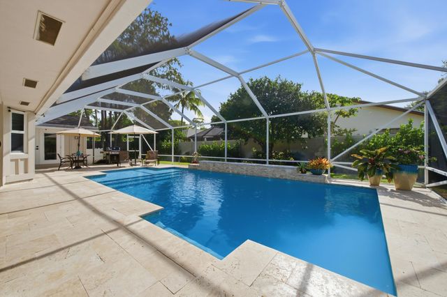 805 Daffodil Drive, Wellington, FL 33414