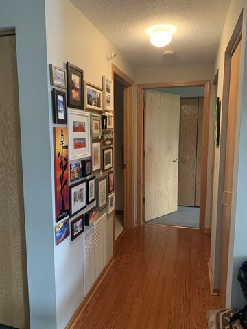 660 N 2nd Street 401, Minneapolis, MN 55401