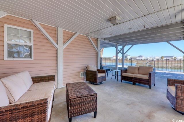 326 48th Ave. N, North Myrtle Beach, SC 29582