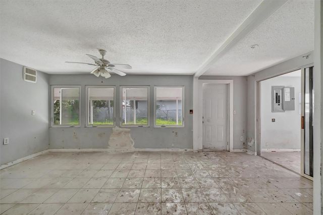 2404 AVENUE A, Bradenton Beach, FL 34217