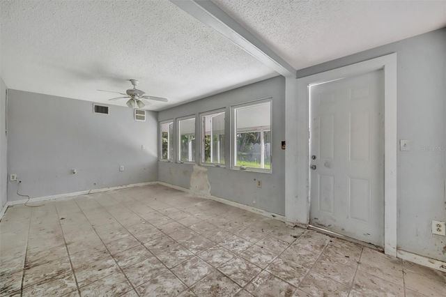 2404 AVENUE A, Bradenton Beach, FL 34217