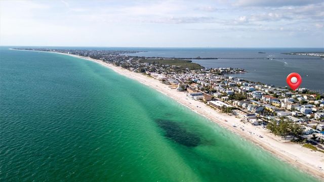 2404 AVENUE A, Bradenton Beach, FL 34217