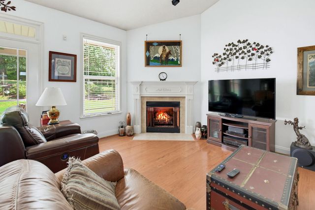 120 Hubbard Lane, Greer, SC 29651