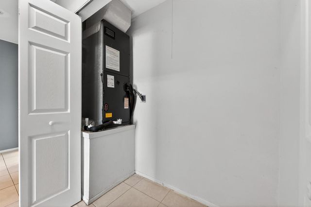 261 SW Cherryhill Road, Port St. Lucie, FL 34953