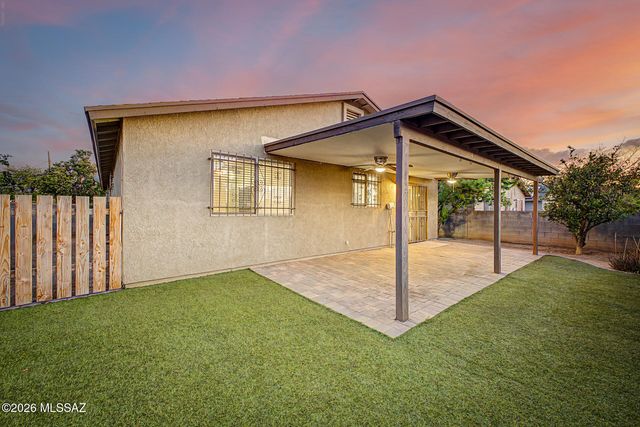 320 W Iowa Street, Tucson, AZ 85706