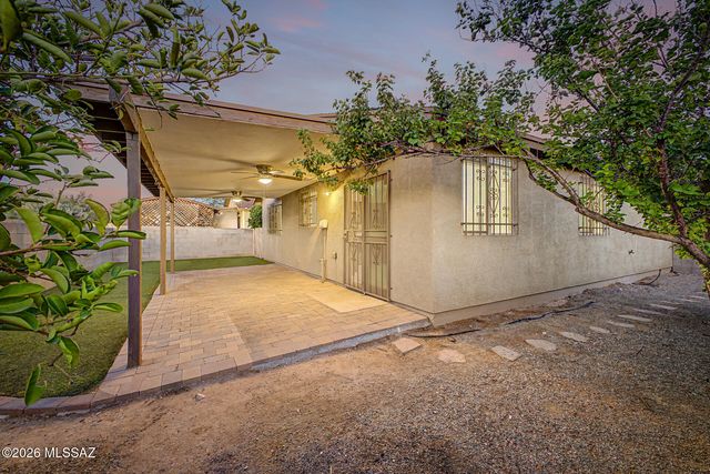 320 W Iowa Street, Tucson, AZ 85706
