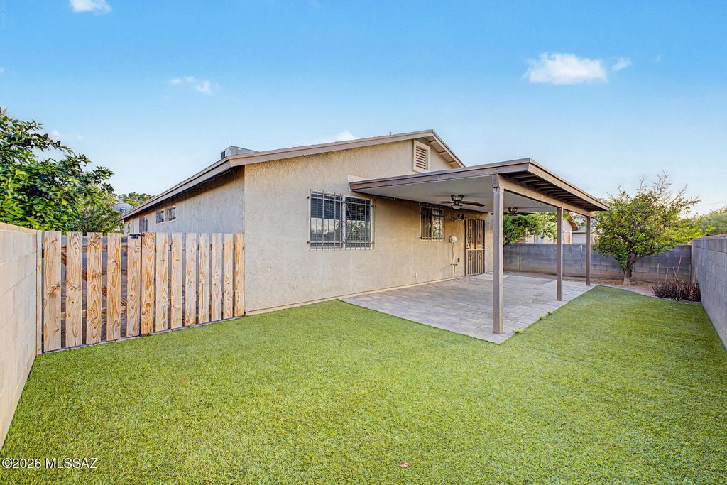 320 W Iowa Street, Tucson, AZ 85706