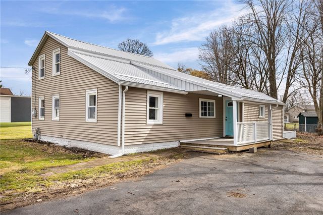 51 West Elizabeth Street, Waterloo, NY 13165