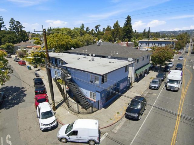 3050 Davis Street, Oakland, CA 94601