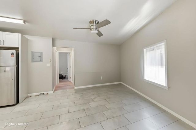 3050 Davis Street, Oakland, CA 94601