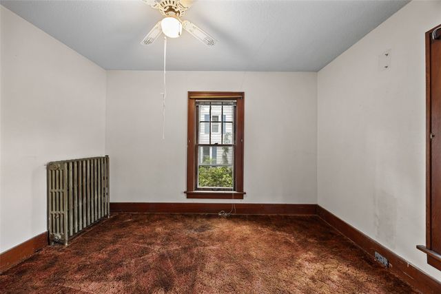 309 2nd Ave NW, Mt Vernon, IA 52314