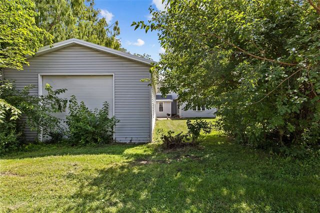 309 2nd Ave NW, Mt Vernon, IA 52314