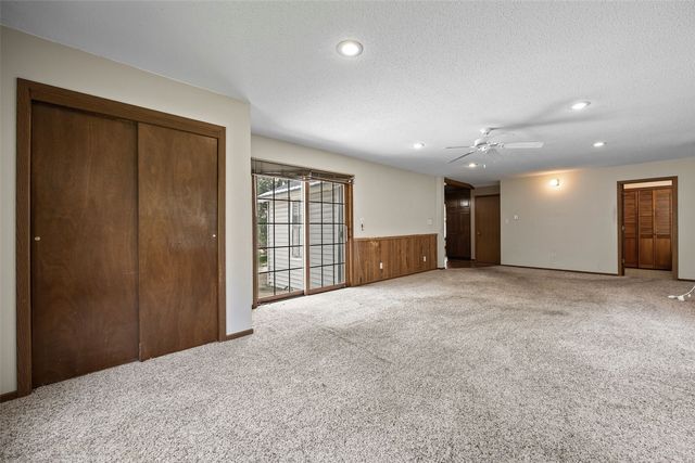 309 2nd Ave NW, Mt Vernon, IA 52314