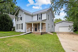 309 2nd Ave NW, Mt Vernon, IA 52314