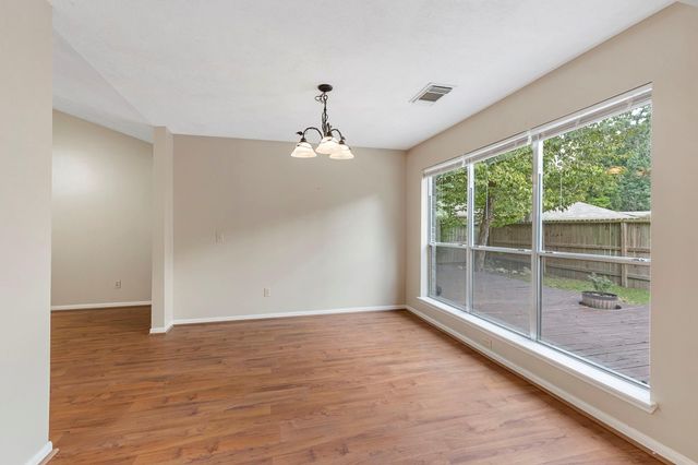 207 N Dreamweaver Circle, The Woodlands, TX 77380