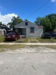 1271 NW 68th St, Miami, FL 33147
