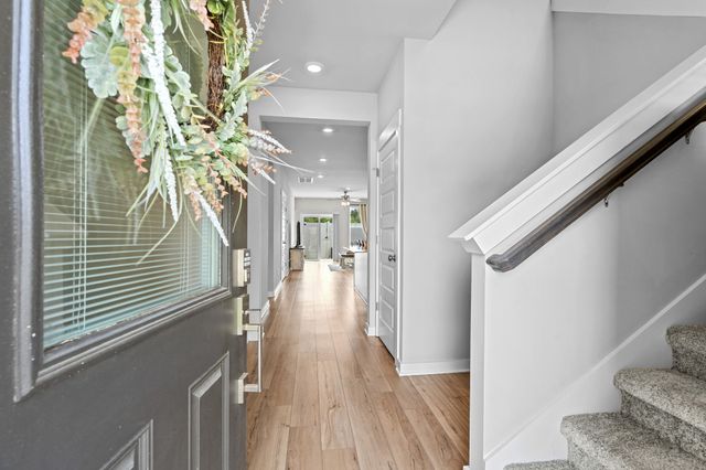719 Mickelson Way, Lebanon, TN 37087