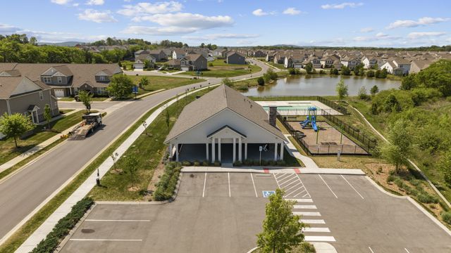 719 Mickelson Way, Lebanon, TN 37087