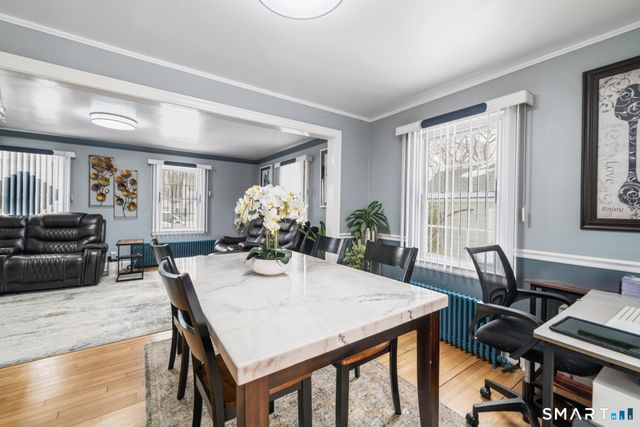 43 Bateswood Road, Waterbury, CT 06706