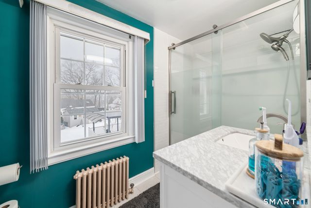 43 Bateswood Road, Waterbury, CT 06706