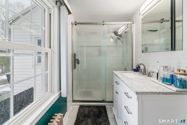 43 Bateswood Road, Waterbury, CT 06706