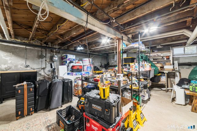 43 Bateswood Road, Waterbury, CT 06706