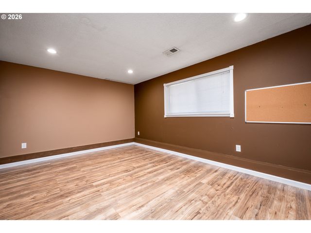 2024 Sw TEGART Ave, Gresham, OR 97080