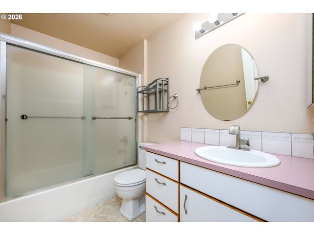 2024 Sw TEGART Ave, Gresham, OR 97080