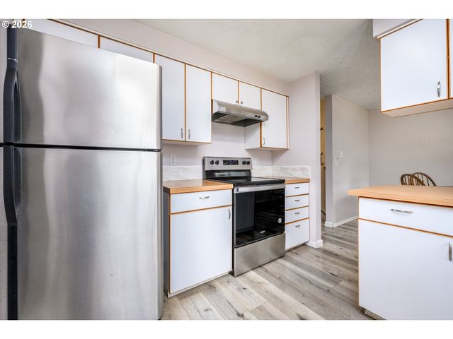 2024 Sw TEGART Ave, Gresham, OR 97080