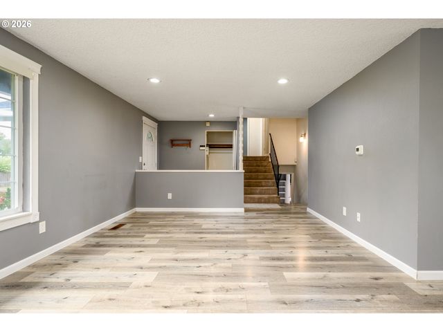 2024 Sw TEGART Ave, Gresham, OR 97080