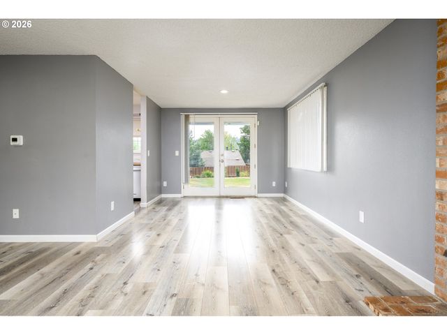 2024 Sw TEGART Ave, Gresham, OR 97080