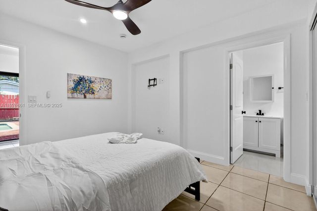 245 NE 175th St, North Miami Beach, FL 33162