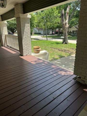 502 W. Parks Avenue, Waxahachie, TX 75165