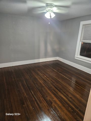 502 W. Parks Avenue, Waxahachie, TX 75165