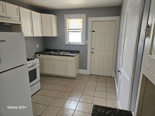 502 W. Parks Avenue, Waxahachie, TX 75165