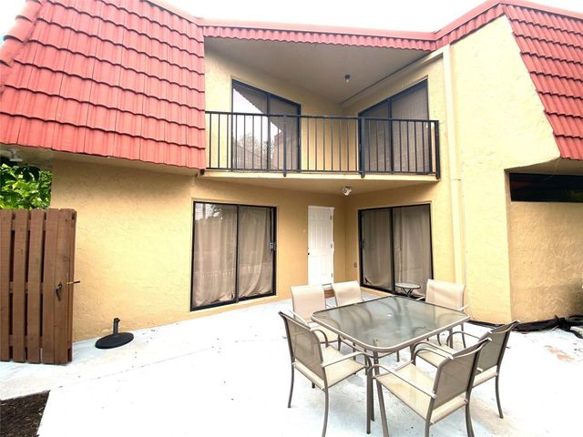 23048 Oxford Place, Boca Raton, FL 33433