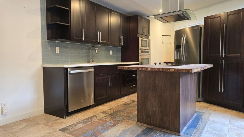 23048 Oxford Place, Boca Raton, FL 33433