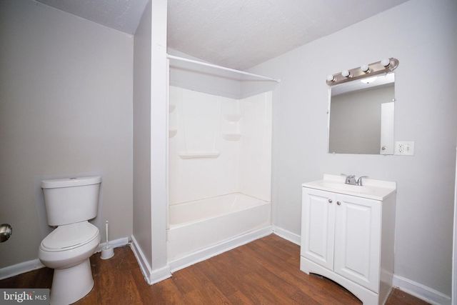 566 W PHILADELPHIA ST, York, PA 17401