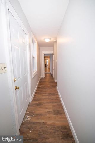 566 W PHILADELPHIA ST, York, PA 17401