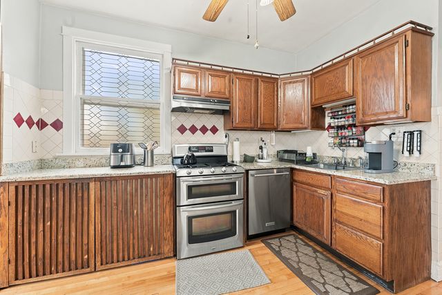4028 N Parkside Avenue, Chicago, IL 60634