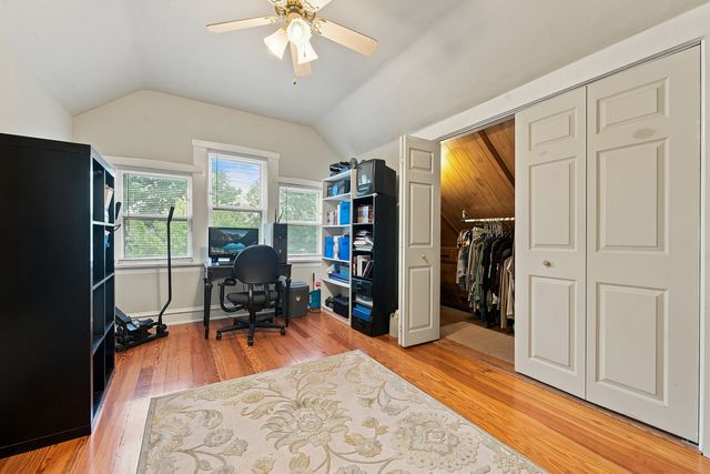 4028 N Parkside Avenue, Chicago, IL 60634