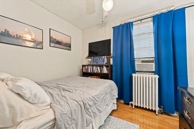 4028 N Parkside Avenue, Chicago, IL 60634