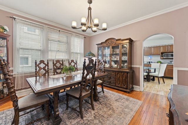 4028 N Parkside Avenue, Chicago, IL 60634