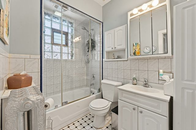 4028 N Parkside Avenue, Chicago, IL 60634